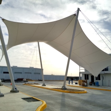 Kenworth Nuevo Laredo_01